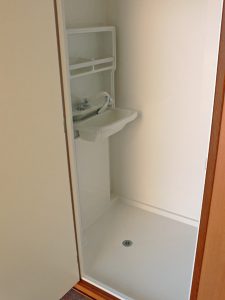 シャワールーム,NJY製作